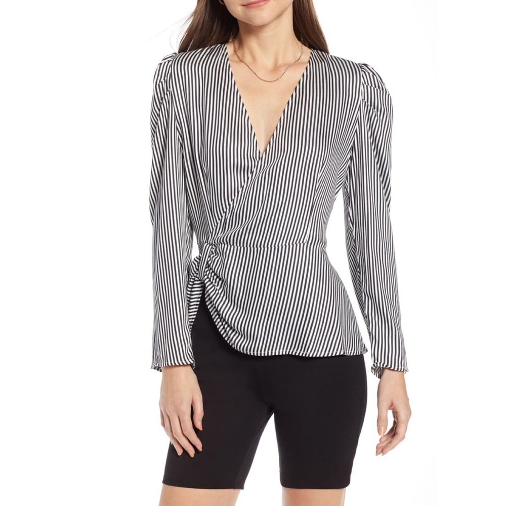 Something Navy Gathered Peplum Top L NWT